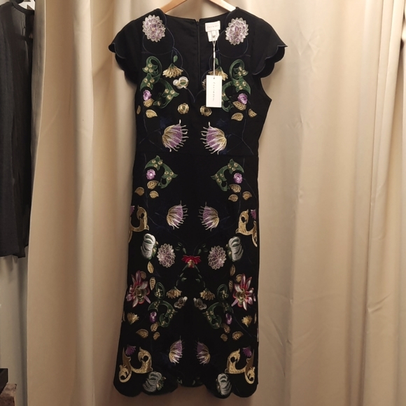 Foxidox Black Imbroidered Cup Sleeves L Dress - Picture 2 of 10